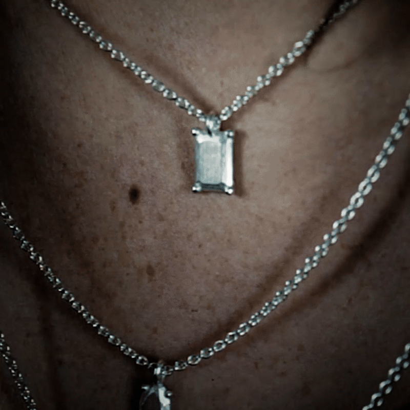 Handmade platinum oval chain from the LOST collection by OFFFHAND. Designed by Michael Rüscher.