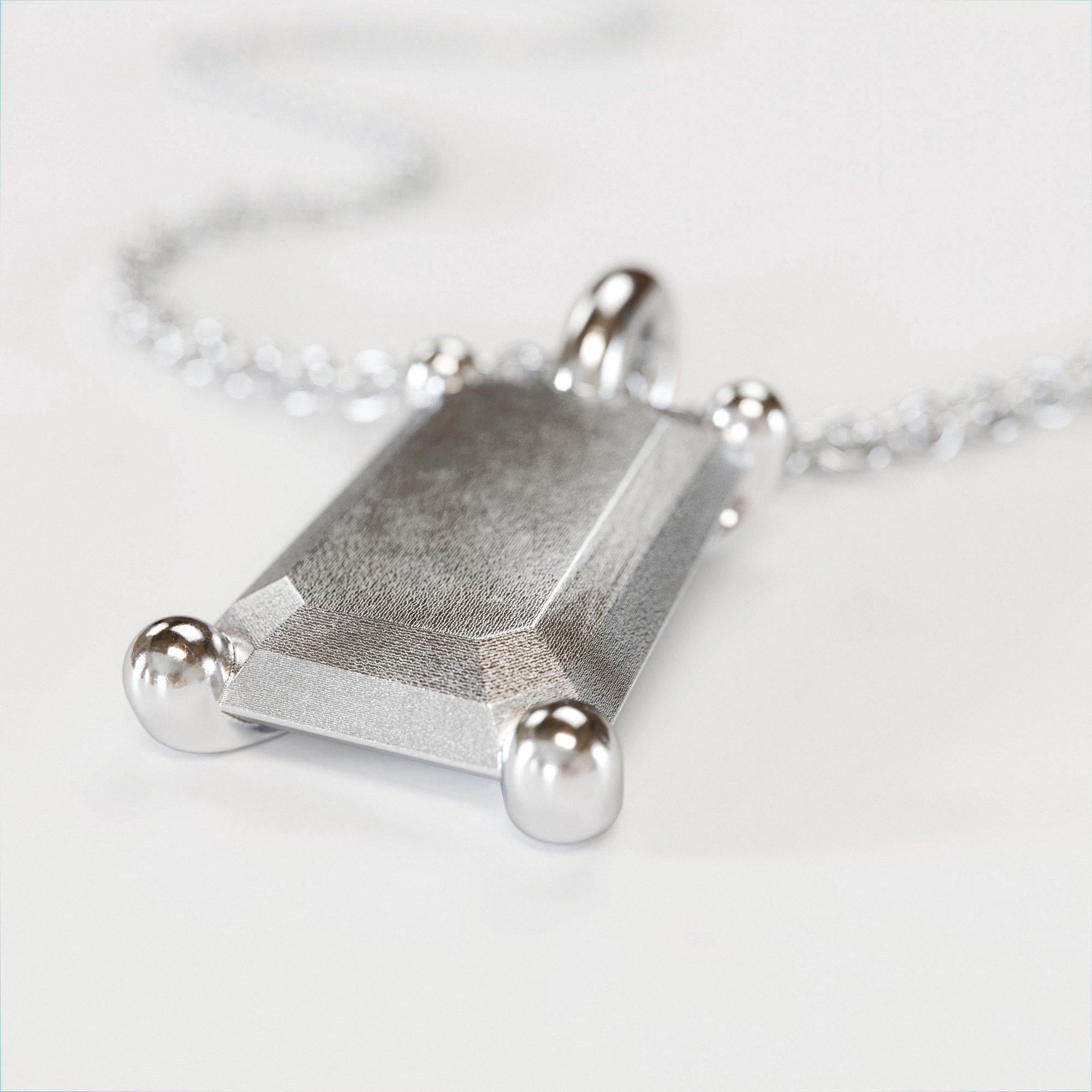 Charm Emerald Large Silver