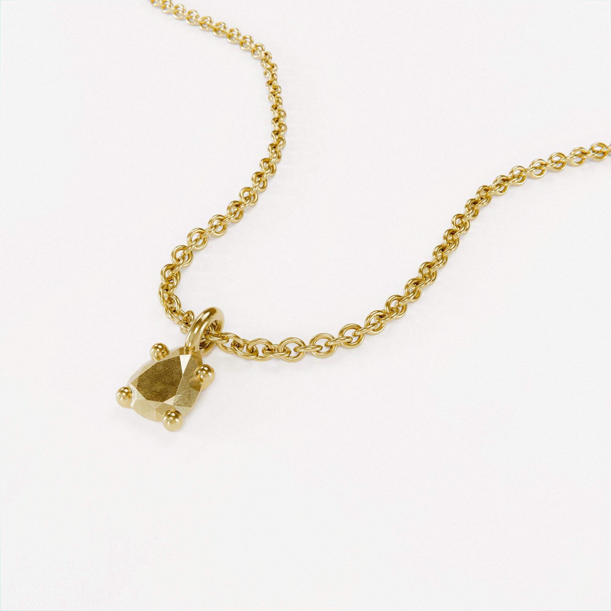 Charm Pear Small Gold