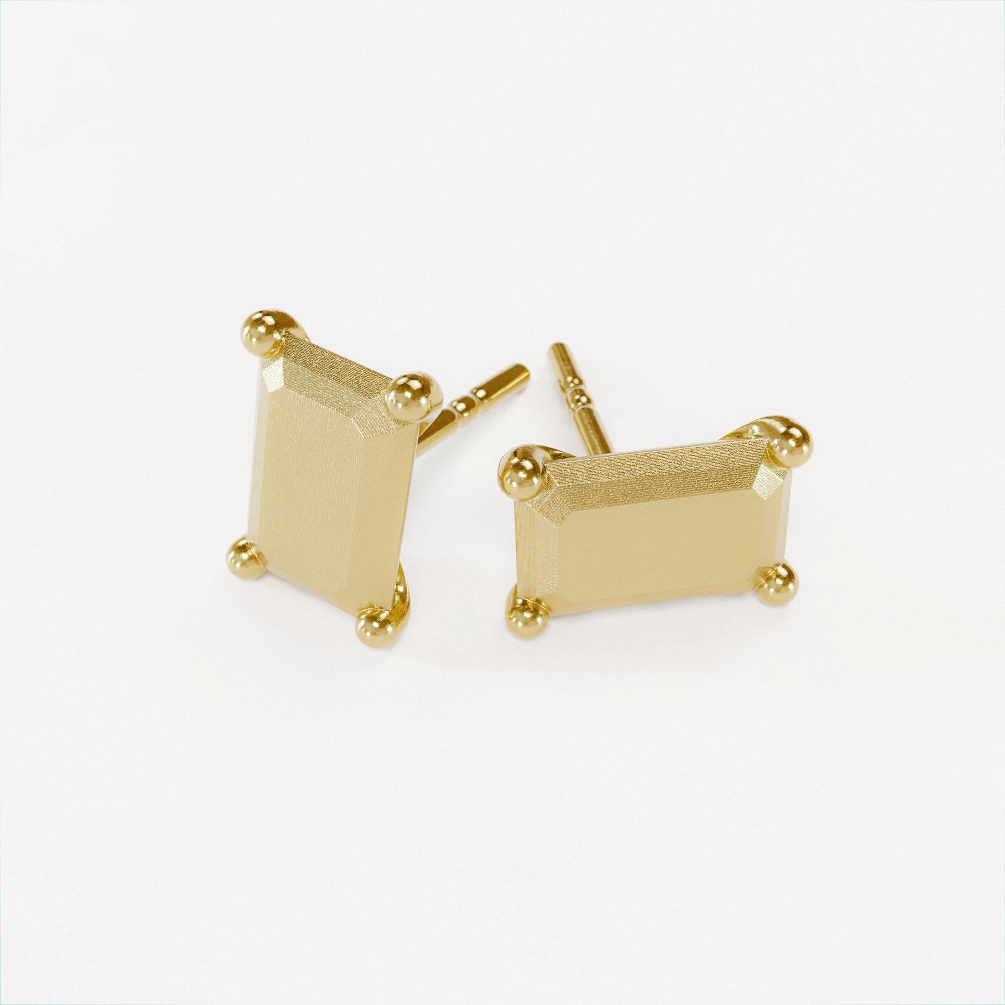 Earring Emerald Small Gold