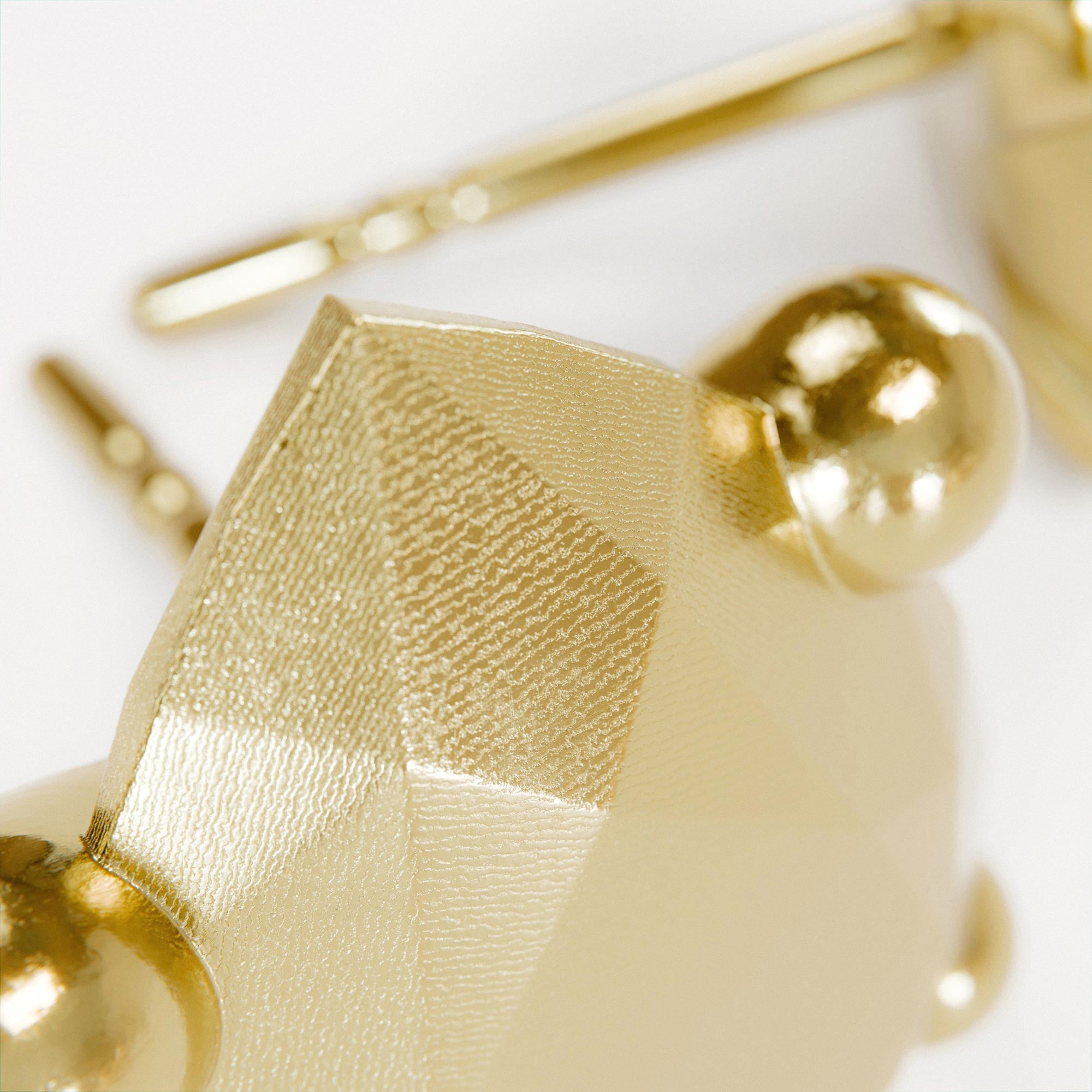 Earring Pear Large Gold
