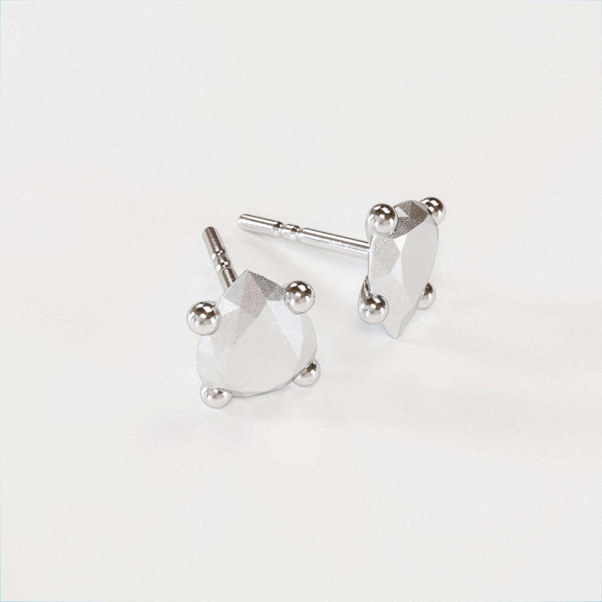 Earring Pear Small Silver