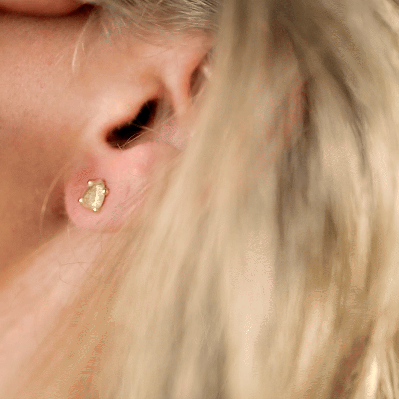 Earring Pear Small Gold