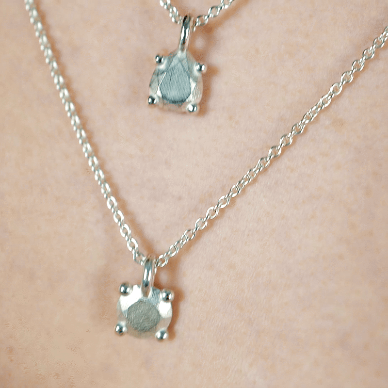 Handmade silver oval chain from the LOST collection by OFFFHAND. Designed by Michael Rüscher.